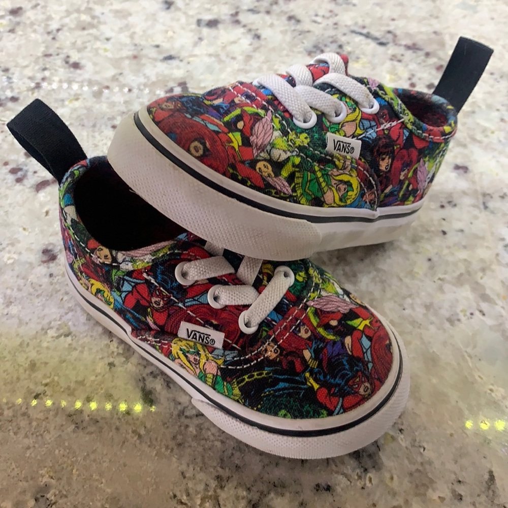 Baby AVENGERS Vans !
